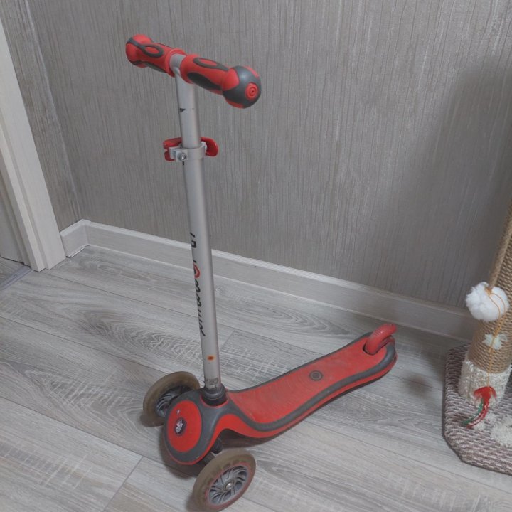 Самокат Globber