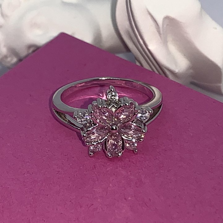 Кольцо женское