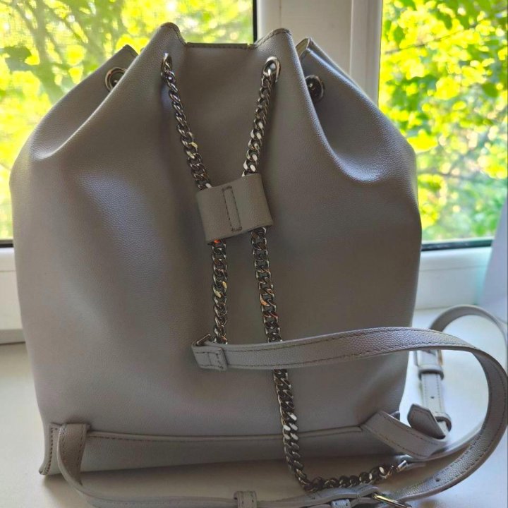 Рюкзак Charles & Keith