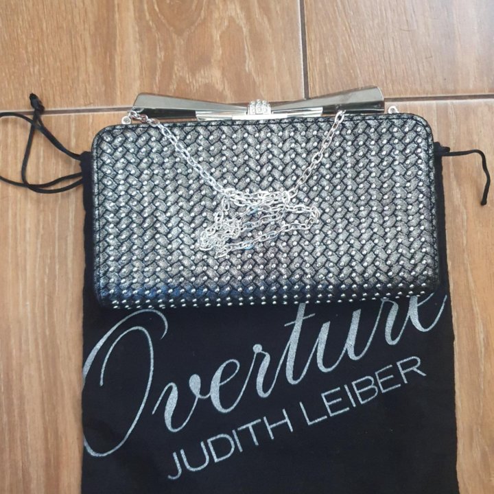Judith leiber клатч