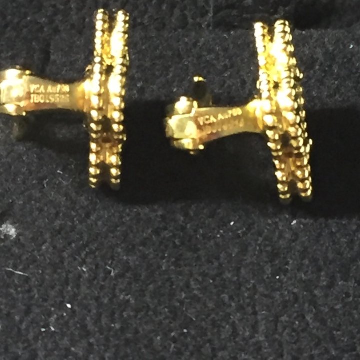 Золотые серьги Van cleef