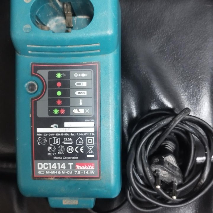 Зарядное устройство Makita dc1414t