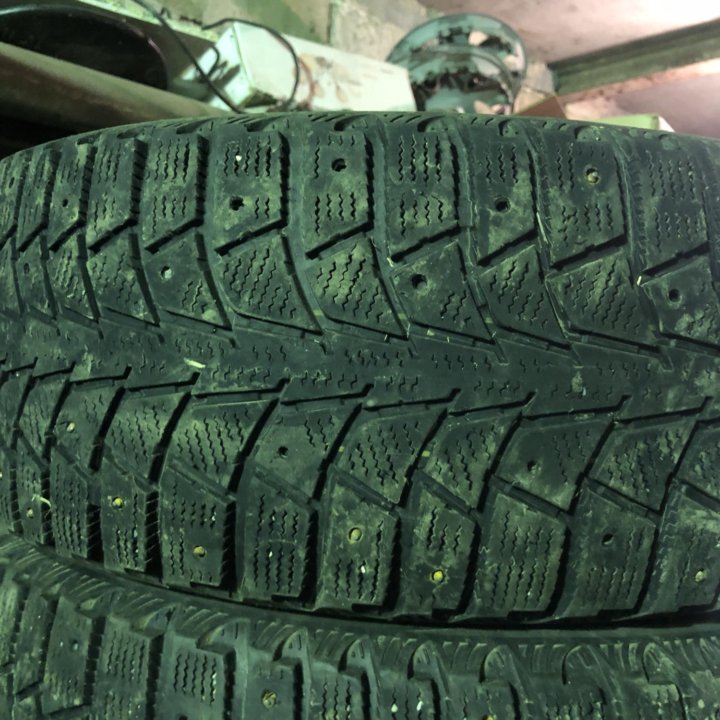 215/55 R16 шины Максис 4шт