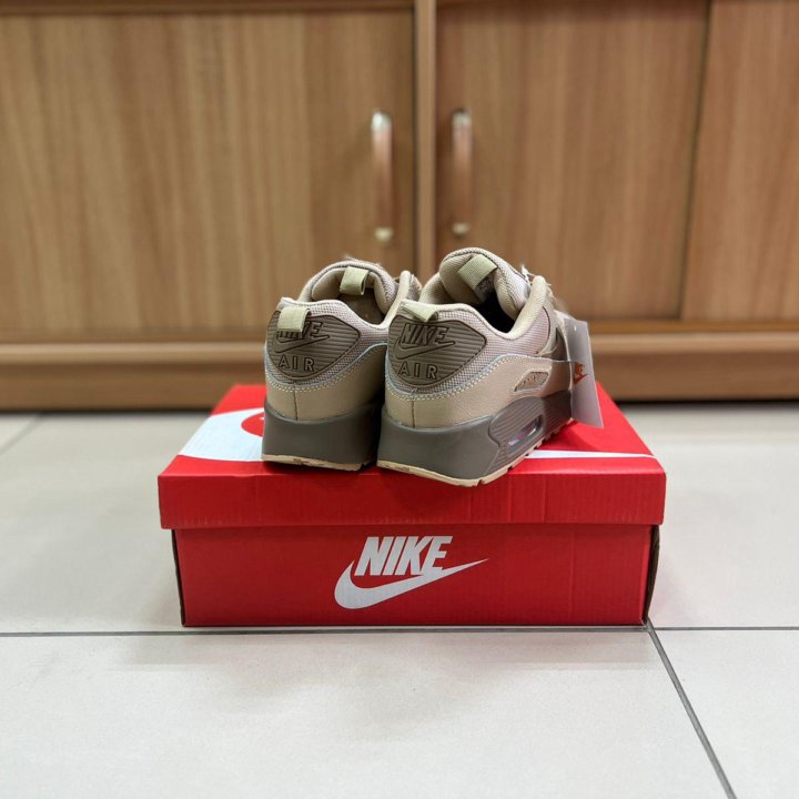 Кроссовки Nike Air Max 90