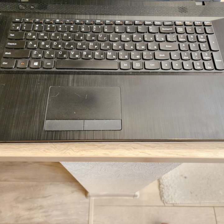 Lenovo G710, core i5, 8gb, SSD, 17