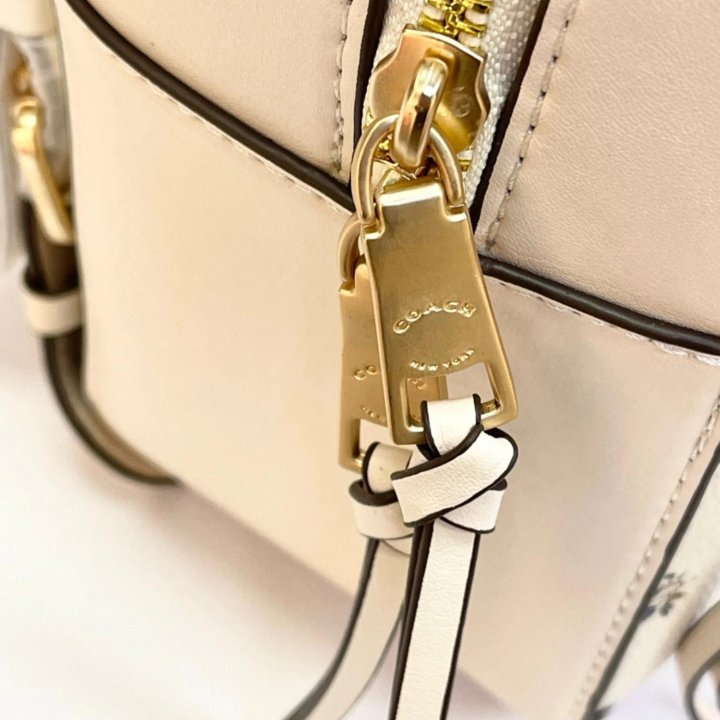 Рюкзаки Coach