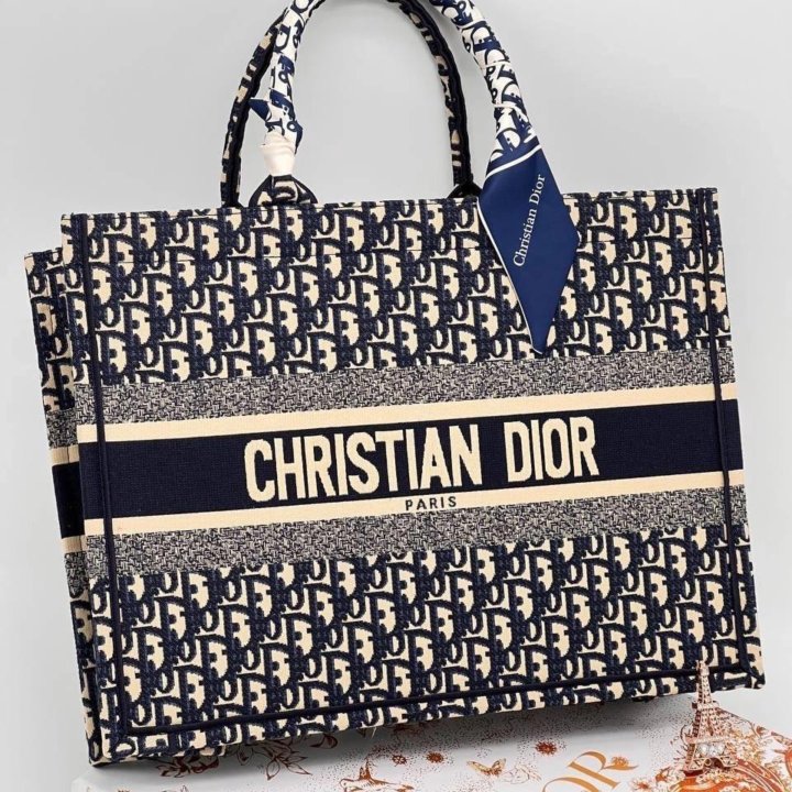Сумки-шопер Dior