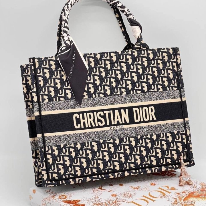 Сумки-шопер Dior