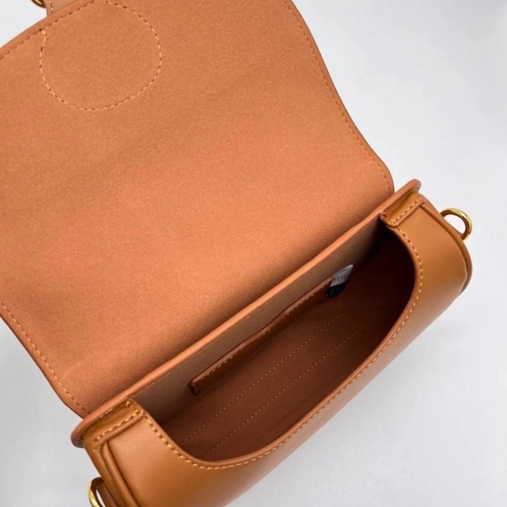 Сумки Dior