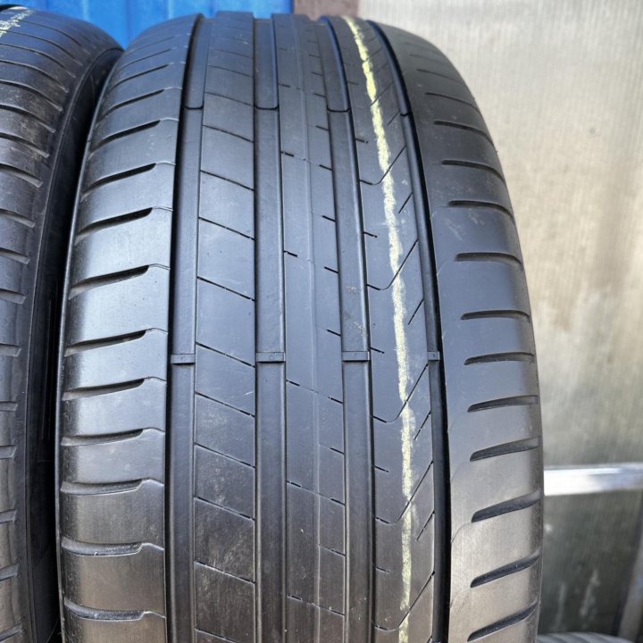 Комплект бу летних шин 255/45/19 Pirelli Scorpion