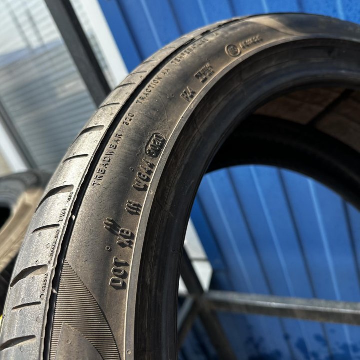 Комплект бу летних шин 255/40/20 Pirelli PZ4