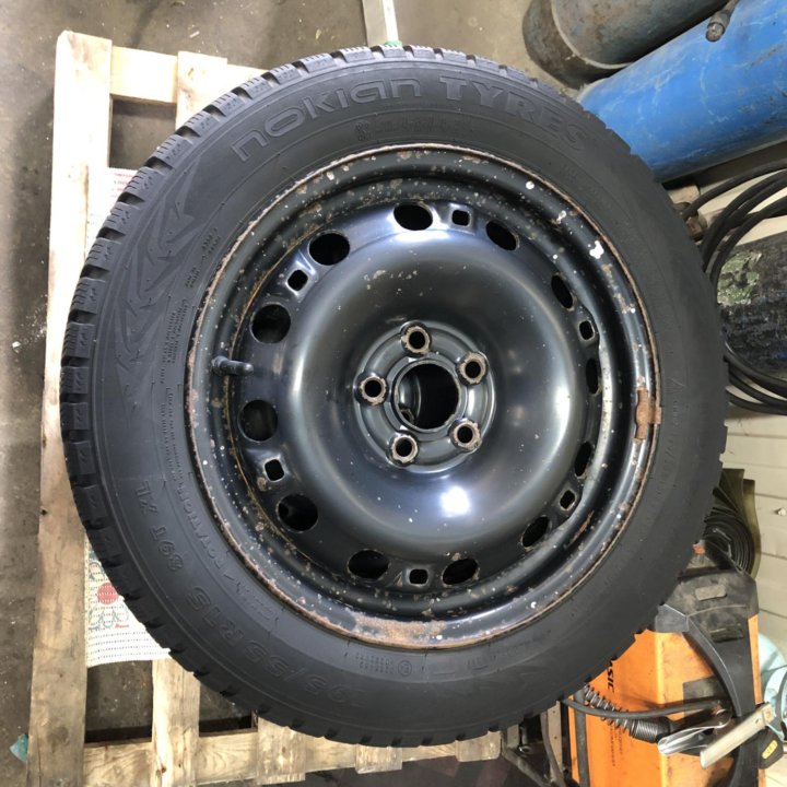 Колеса VAG Nokian Nordman 7 195/55 R15