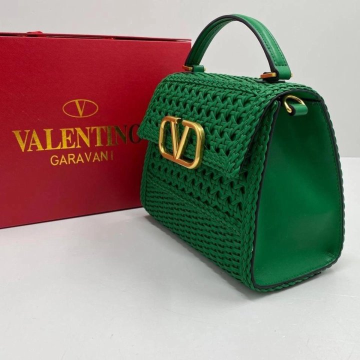 Сумки Valentino