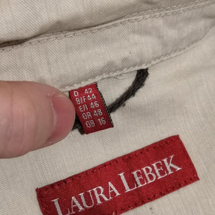 Джинсовая куртка Laura Lebek