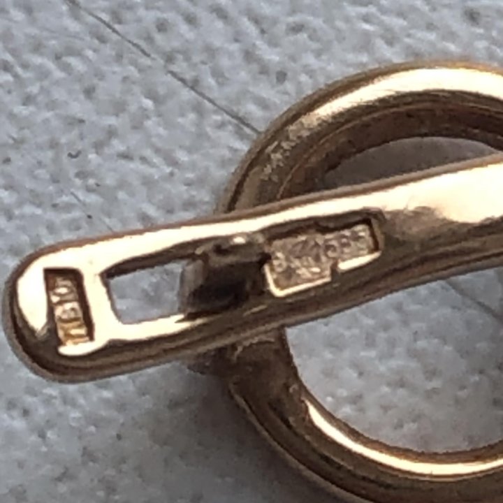 Серьги золотые