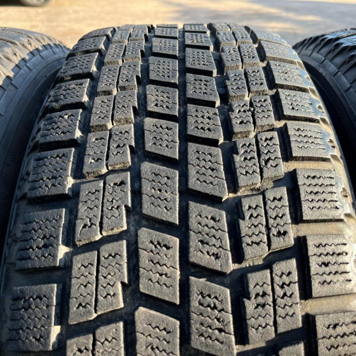 Зима Bridgestone Blizzak WS-50 235/60 R16 100Q