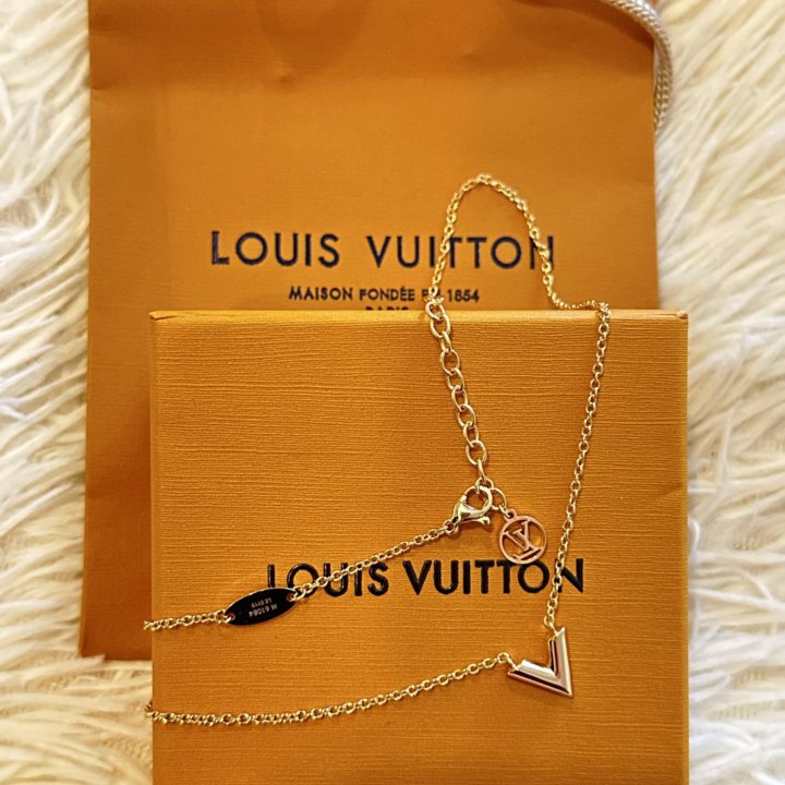 Колье Louis Vuitton