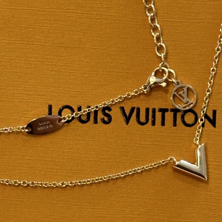 Колье Louis Vuitton