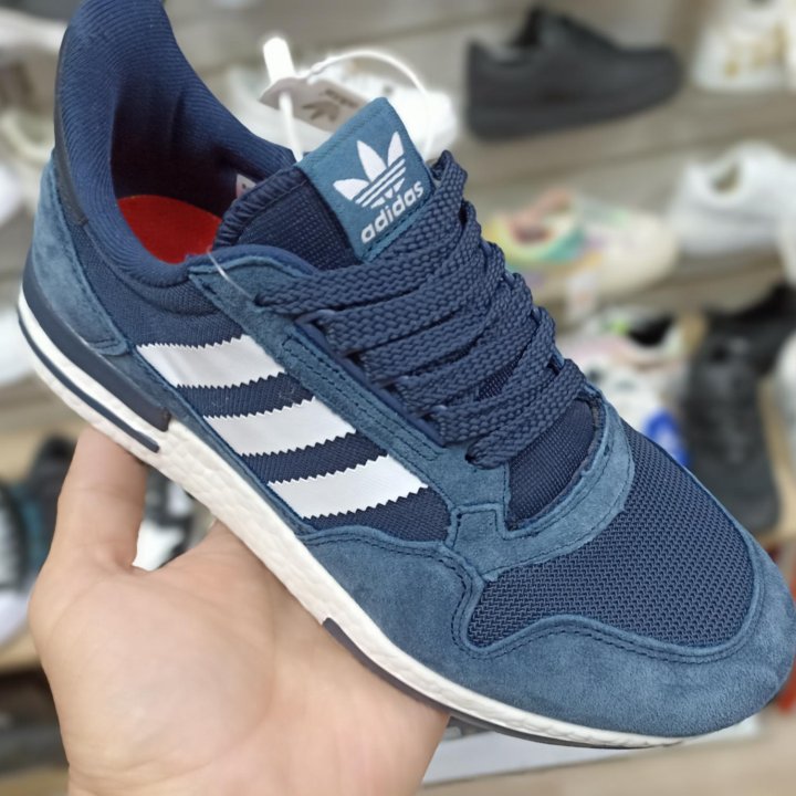 Кроссовки adidas