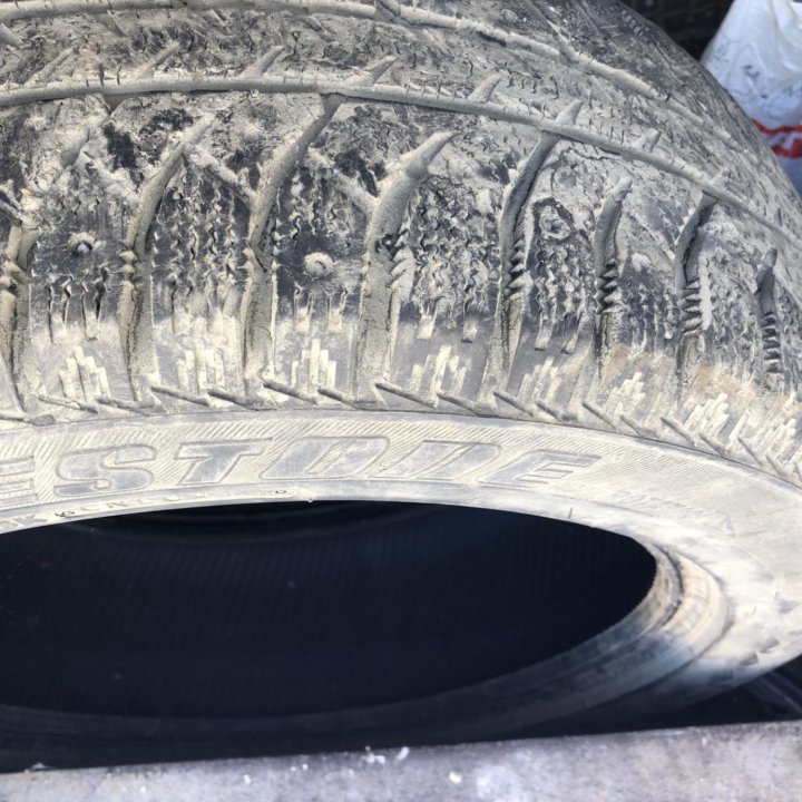 205/55 R16 шины зимние Бридстоун 4шт