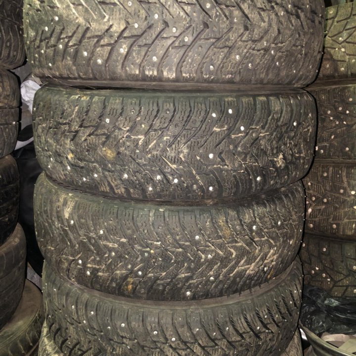 185/65 R15 шины зимние Нокиан 4шт