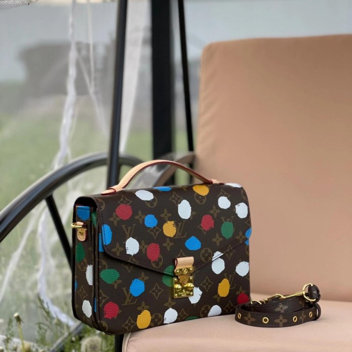 Сумки LOUIS VUITTON 