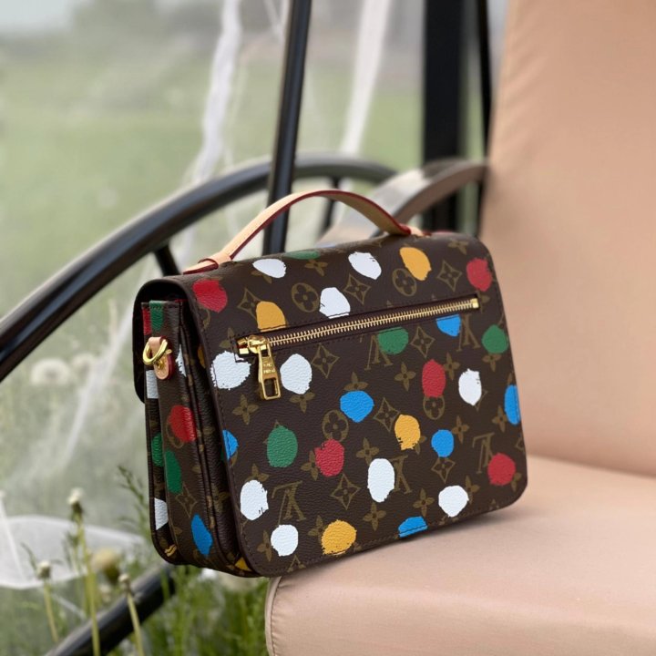 Сумки LOUIS VUITTON 