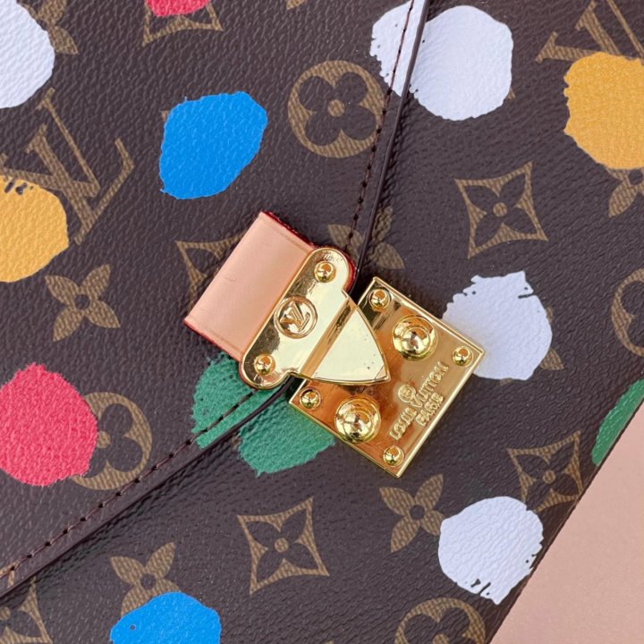 Сумки LOUIS VUITTON 