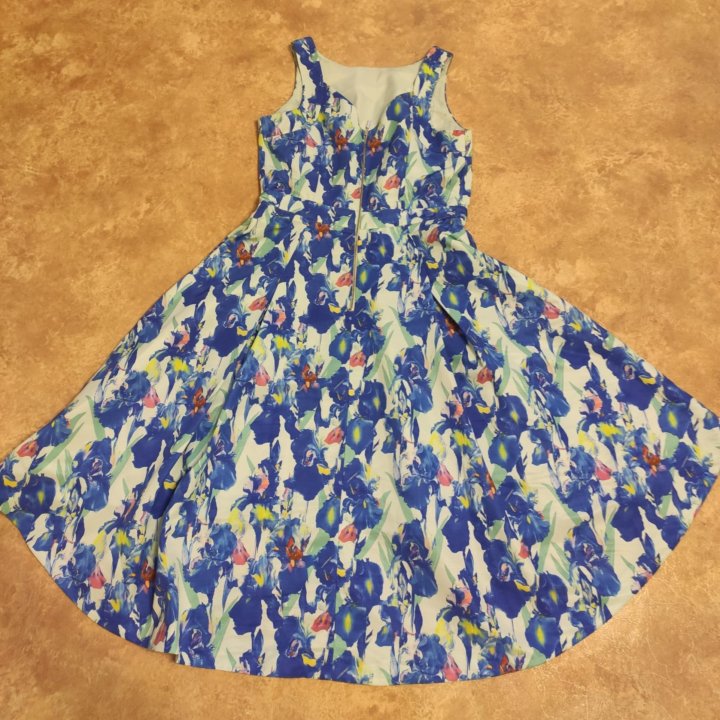 Платье с Ирисами