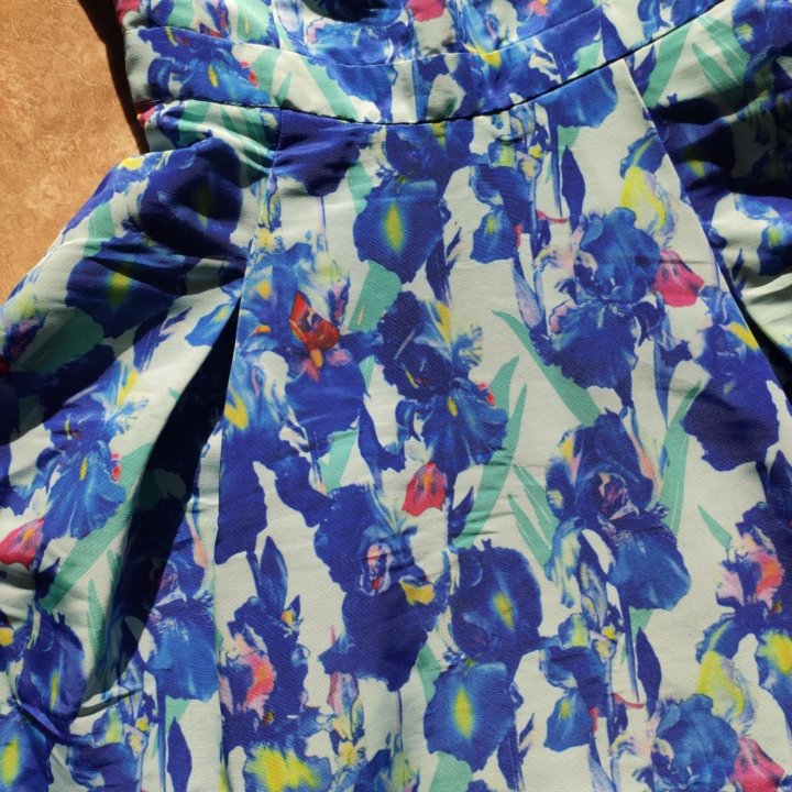 Платье с Ирисами