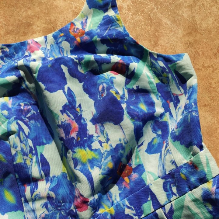 Платье с Ирисами