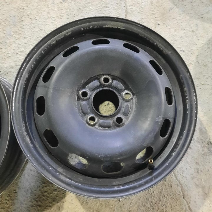 Штамповка R15 5x108 (Лот №6138)