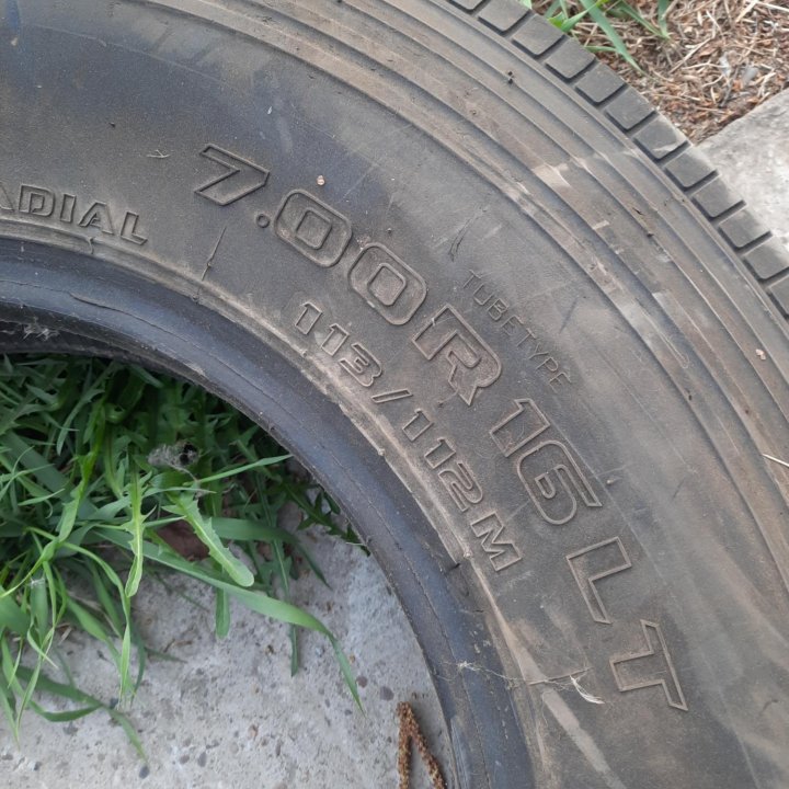 Продам шины KUMHO 7.00/16 LT