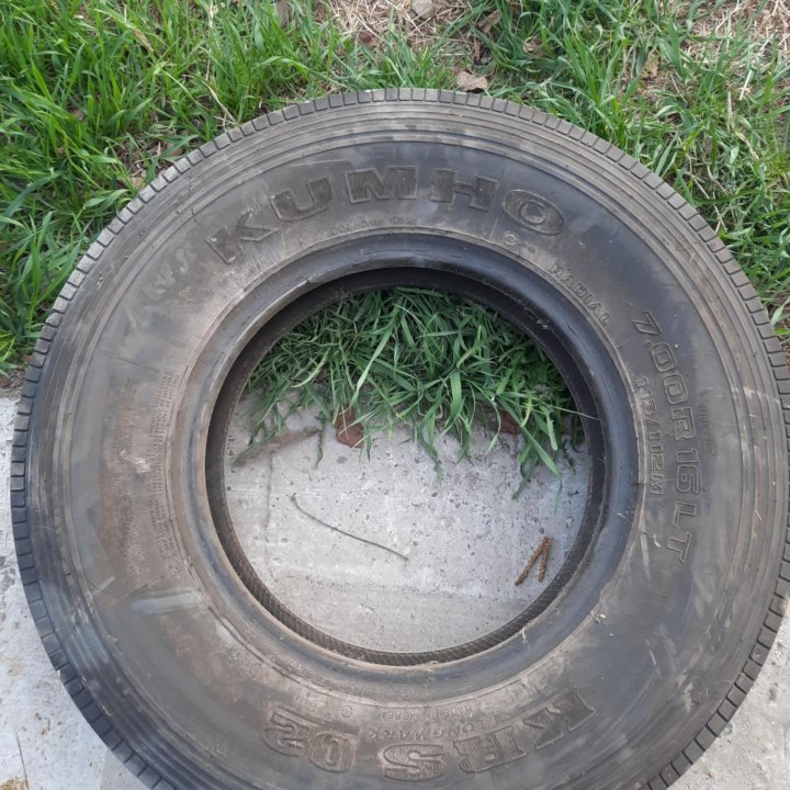 Продам шины KUMHO 7.00/16 LT