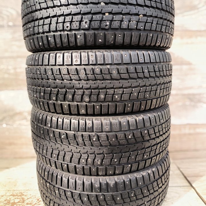 205/55/16, Dunlop Winter Ice 01, 4 шт