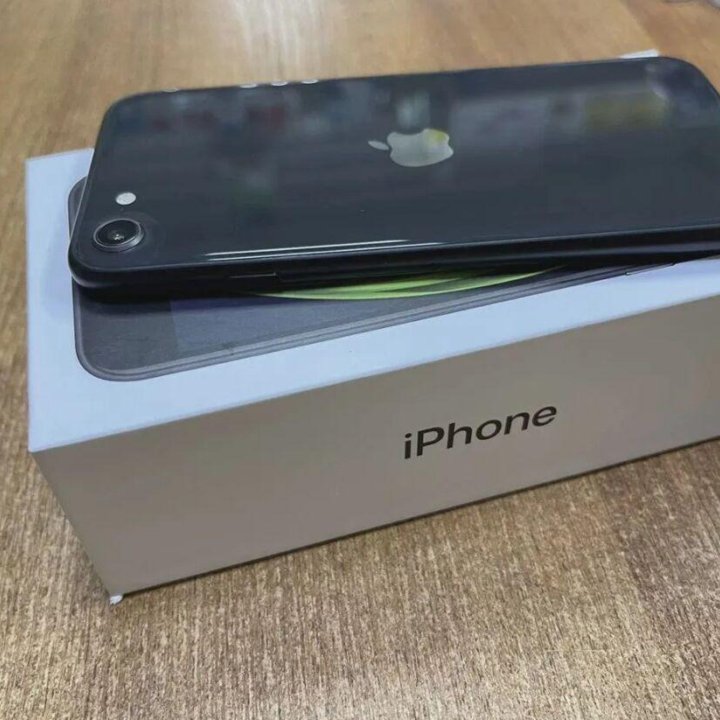 iPhone SE 2020 256Gb. Черный