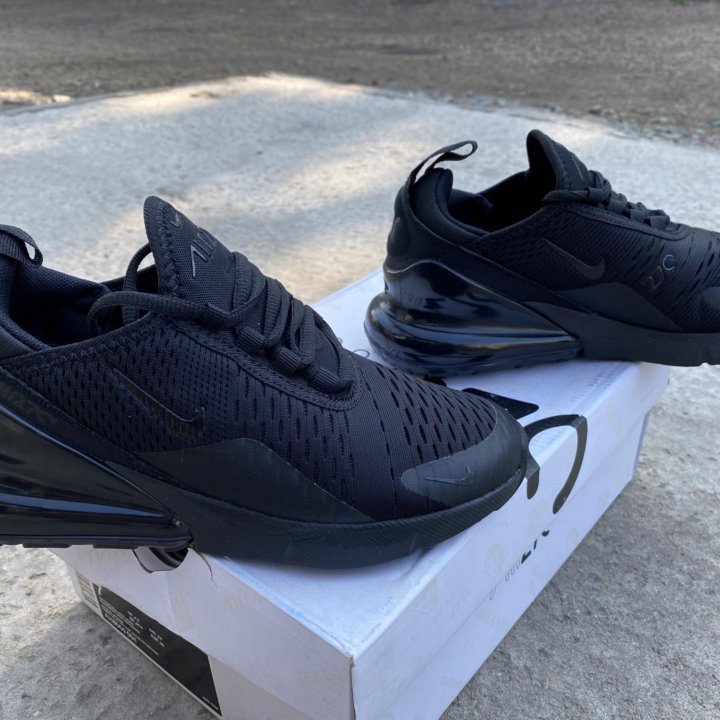 Кроссовки Nike Air Max 270 Новые