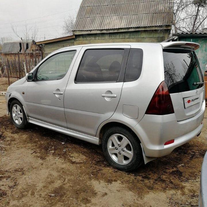 Daihatsu YRV, 2002