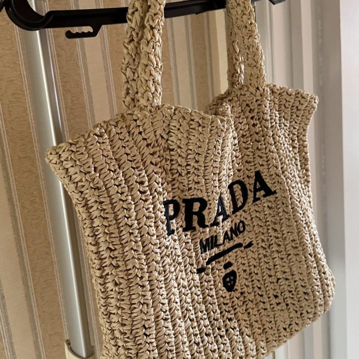 Сумка Prada