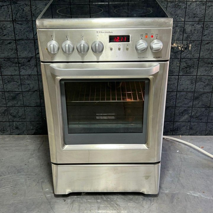 Плита электрическая Electrolux EKC 513503X