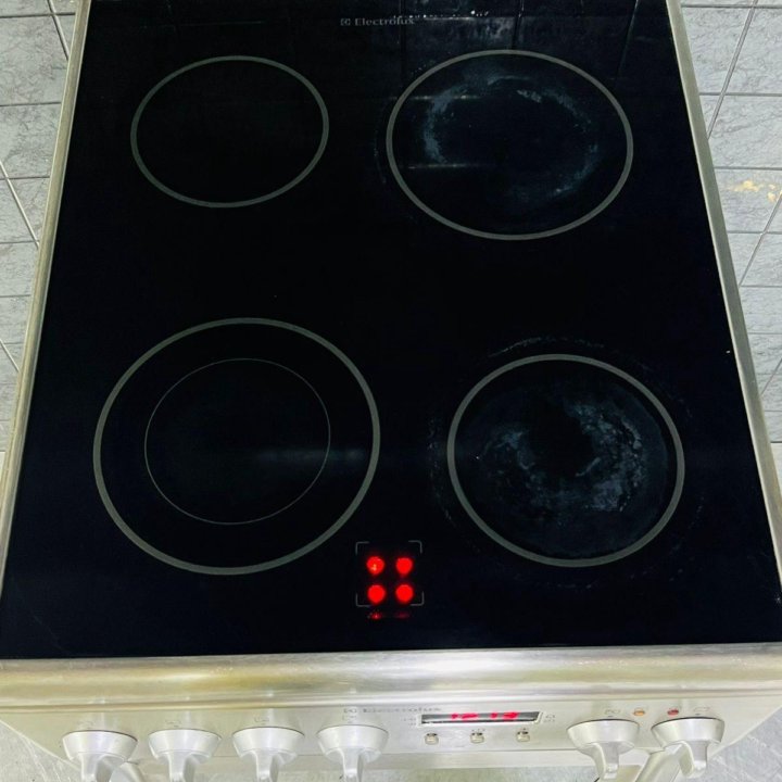 Плита электрическая Electrolux EKC 513503X