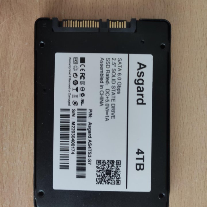 SSD 4TB SATA 2.5