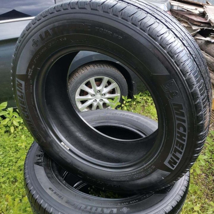 4 шины R18 Michelin