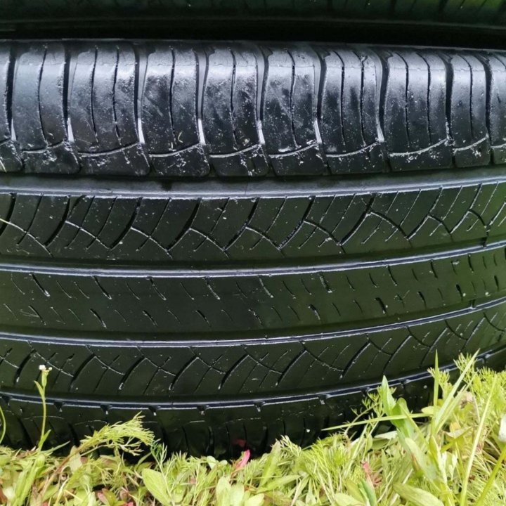 4 шины R18 Michelin