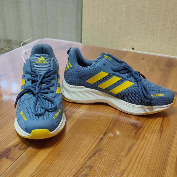 Мужские кроссовки Adidas