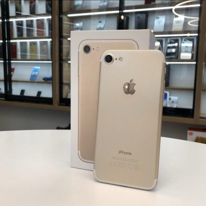 iPhone 7 32gb Gold Витринный,Рассрочка/Trade