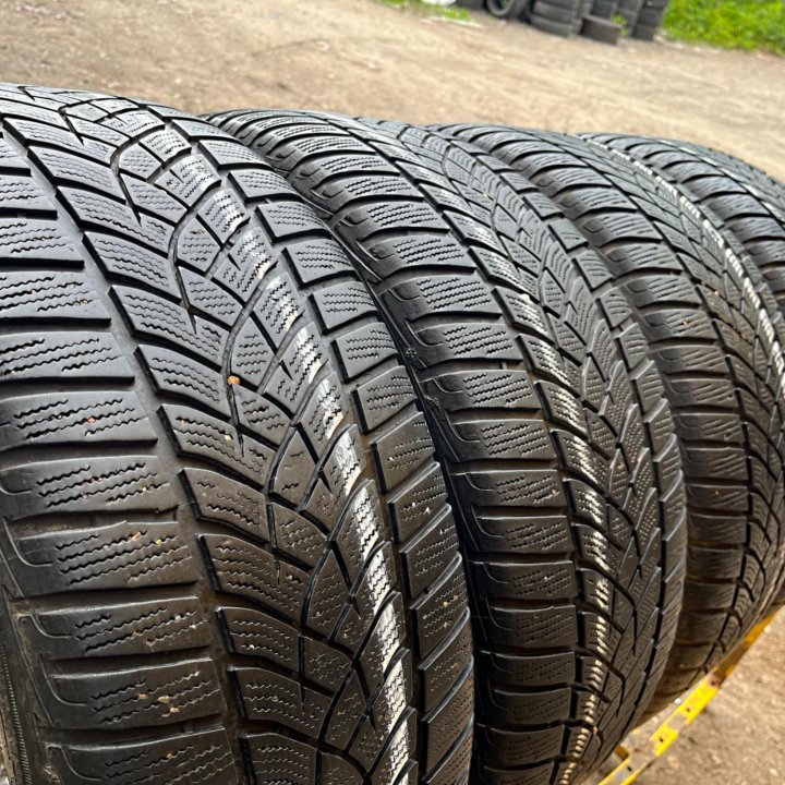 Зима Goodyear UltraGrip Ice SUV GEN-1 235/50 R18