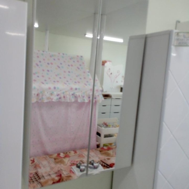 Мебель для ваных комнат ( Шкафы и зеркала))