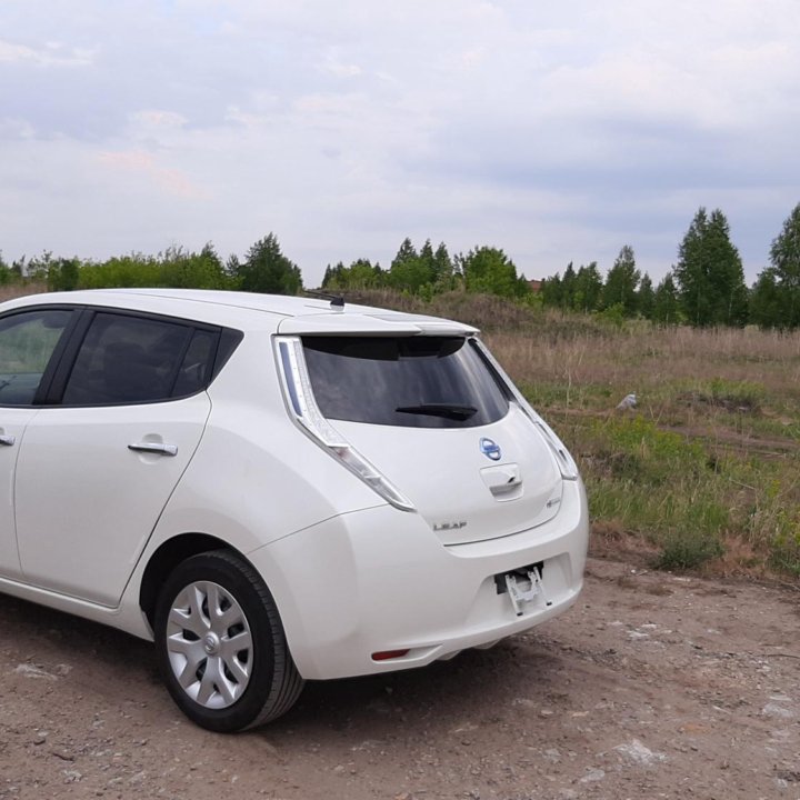 Nissan Leaf, 2016