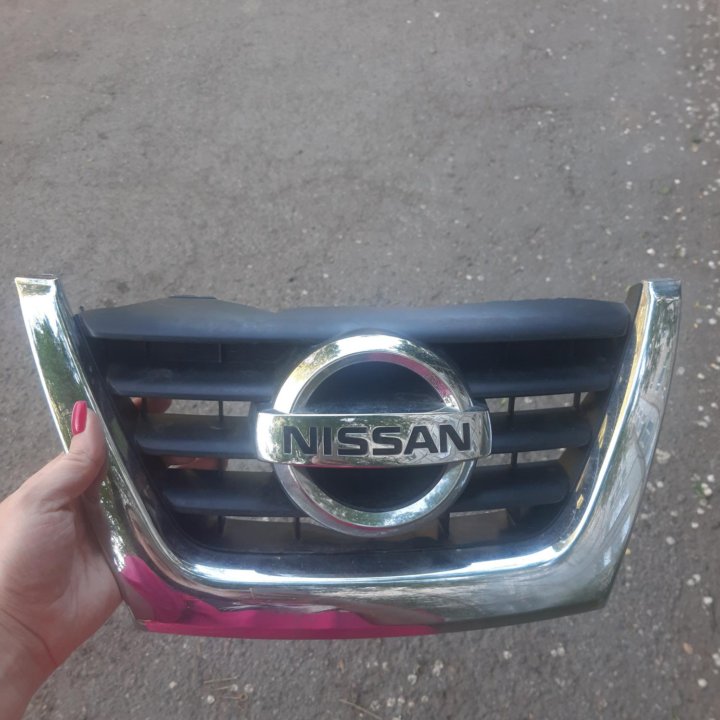 Знак эмблема лейба Nissan